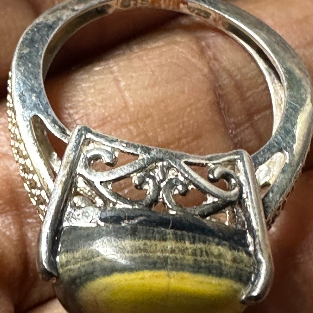 This Ring Features A Bumblebee Jasper Stone Set I… - image 8